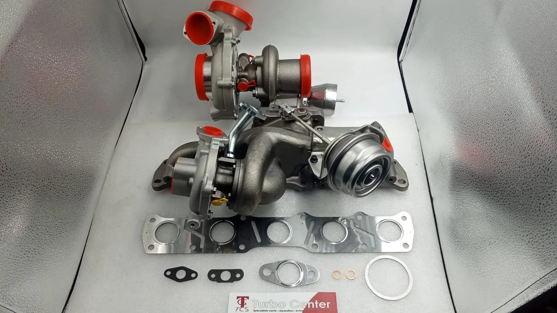[TC10009880017N] Turbo neuf Volvo Biturbo 163 --> 215 CV